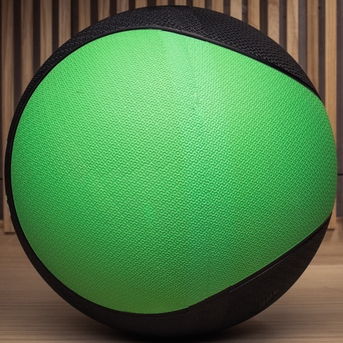 MEDICINE BALL (7 KG)